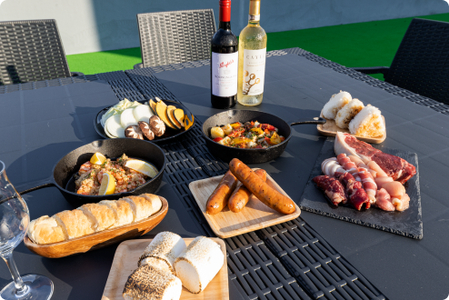 猪苗代グランピングBBQテラス グランピングプレミアムBBQ ペア利用券 全日共通 | ペアチケット 手ぶら 手ぶらBBQ テント設営不要 準備不要 気軽 キャンプ 体験 絶景 くつろぎ 休息 リフレッシュ