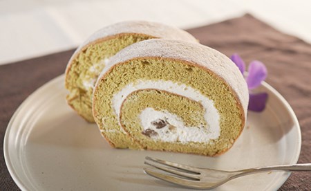 たっぷり地鶏卵のロールケーキ(緑茶)