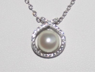 【035-17】真珠の里　アコヤ真珠付き　キラキラペンダント*