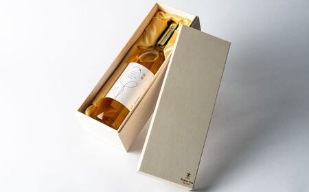 茜鶴 白イチゴワイン 720ml（7度）《足寄町》【足寄町農業協同組合】 [BEAB003]