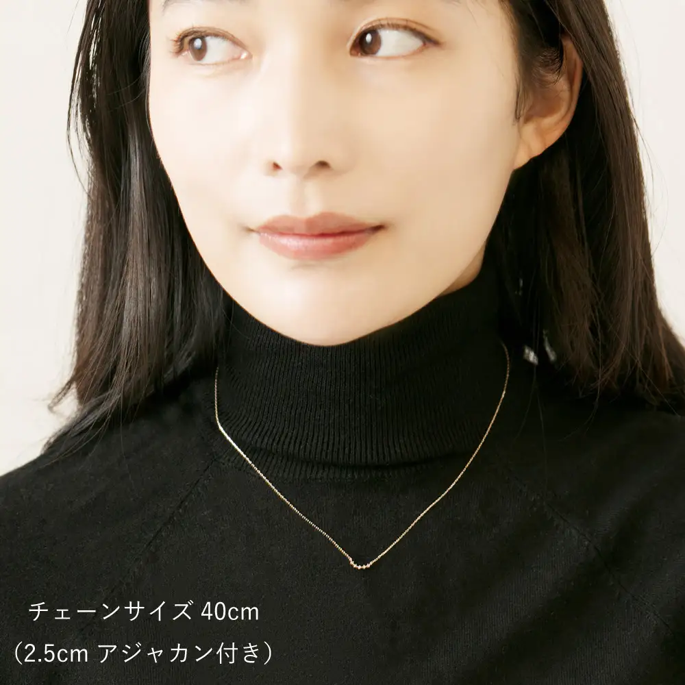 大大大人気！上品なカーブデザインが美しい K10イエローゴールドダイヤモンドネックレス アジャ付き 40cm / K10-01-07 金 ゴールド ダイヤ ジュエリー アクセサリー ギフト プレゼント レディース シンプル 定番 ネックレス