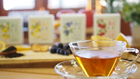 黒姫和漢薬研究所「和紅茶 4フレーバーセット」１０包×４種｜信濃町産甘茶入り／りんご、ブルーベリー、レモン、ゆずのフレーバー【長野県信濃町ふるさと納税】