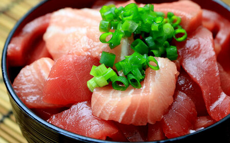 【数量限定】本マグロ切り落し 本部町産 約250g マグロ