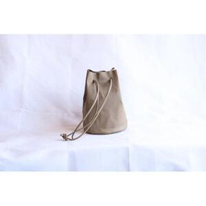 【レザー巾着】Drawstring bag カラー：Greige【かばん ファッション 人気 おすすめ 】
