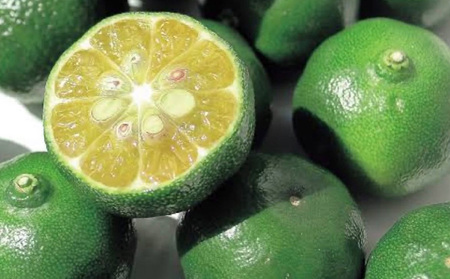 沖縄県産青切りシークヮーサー100％果汁（3本セット） 