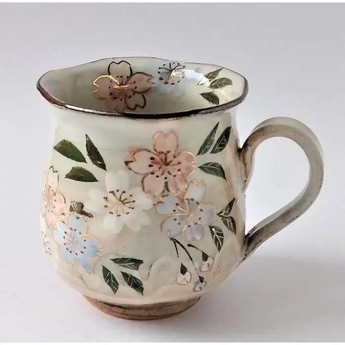 【ギャラリー洛中洛外】優しい色合いの桜が描かれてます 彩さくらマグカップ｜京都 陶器 人気 マグカップ