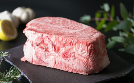 【全6回定期便】 A4 ランク 糸島黒毛和牛 肩ロース 肉 ブロック（ローストビーフ用）1kg×6回 糸島市/糸島ミートデリ工房[ACA149]