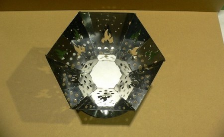 153-5 アウトドア用品 ミニサイズ焚き火台「WFT2」