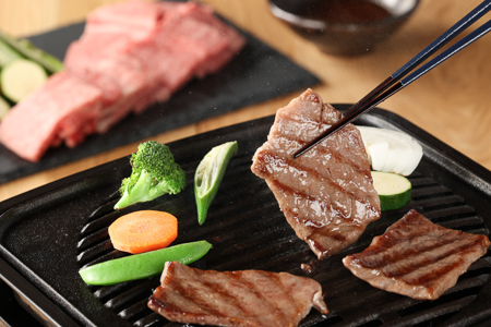 飛騨牛カルビ焼肉用（800g）【22-25】