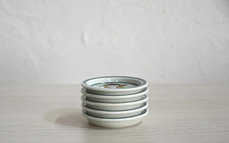 有田焼 南蛮人絵変り小皿5枚セット No.1【ARITAYAKI-STORE】器 うつわ 食器 小皿 豆皿 薬味入れ 5枚 セット 手描き 電子レンジ対応 食洗機対応 A24-165