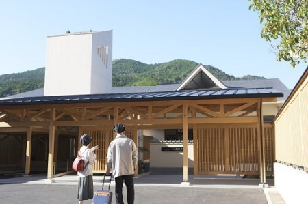 入鹿温泉ホテル瀞流荘　湯元山荘湯ノ口温泉　宿泊及びレストラン利用割引券　10,000円分【irsi0007】