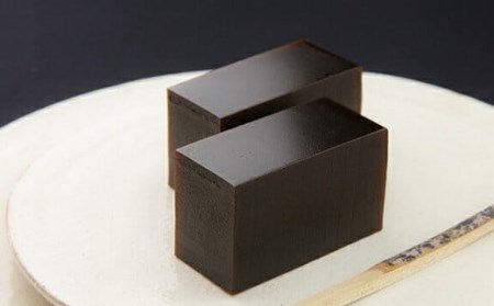 ねっとり濃厚！空気に触れ熟成する 名題「くろ羊かん」5本[Y0162]