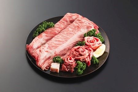 黒毛和牛 4等級以上 岡山県産 牛肉 肩ロース すき焼き用 700g _A30