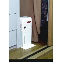 押入れ用除湿機 QS-101 ｜ 室内で使用するため静か、小さくても除湿力に優れている、省エネ以上の3点にこだわり開発したコンパクトで静かな除湿機。クローゼット、食器棚、下駄箱、床下収納にも使用可能 除湿器 茨城県土浦市 ※離島への配送不可 省エネ 静か コンパクト 除湿 小さい 除湿器 
