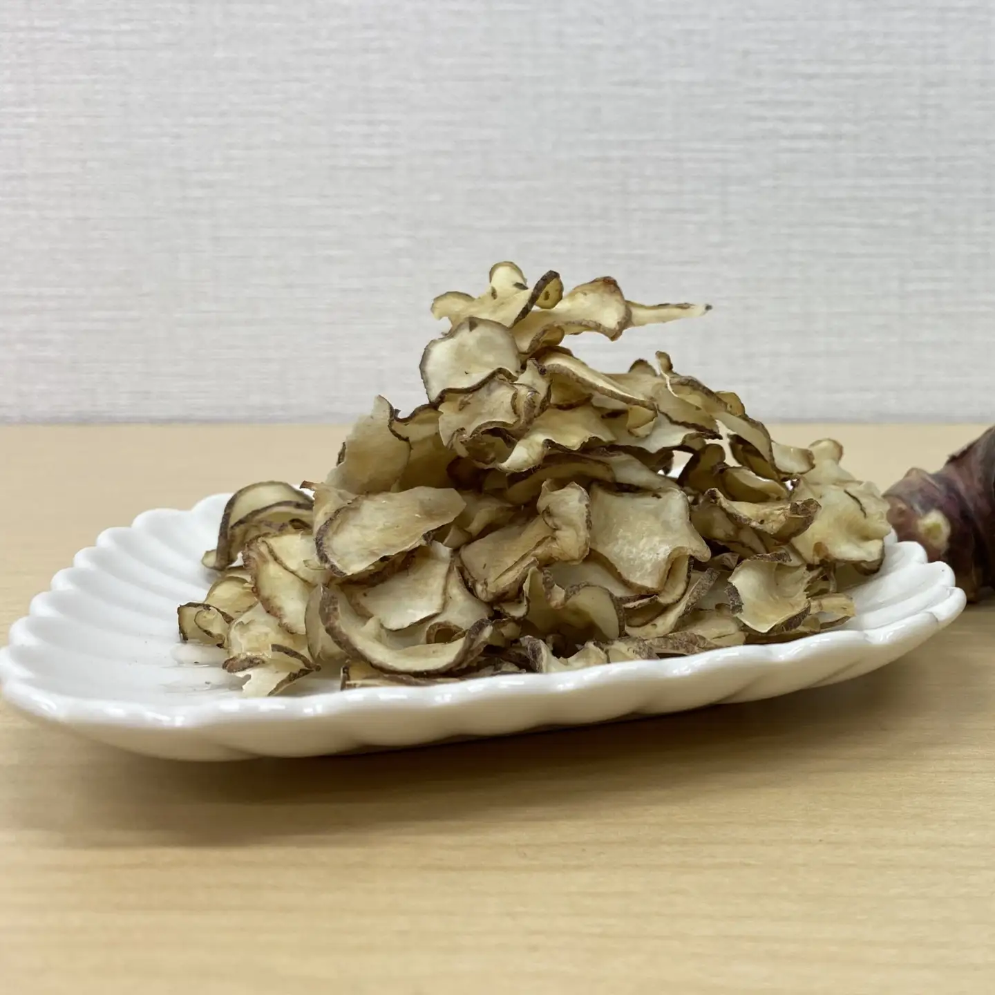 菊芋　チップス 50g 菊芋茶にもなる 菊芋チップス ノンフライ イヌリン 【 きくいも 赤菊芋 五所川原 イヌリン 】 