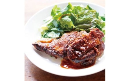 【河内鴨 ツムラ本店】国産 鴨肉 コンフィ 1個 スモーク 1個 もも肉 1.5kg (500g×3パック) セット