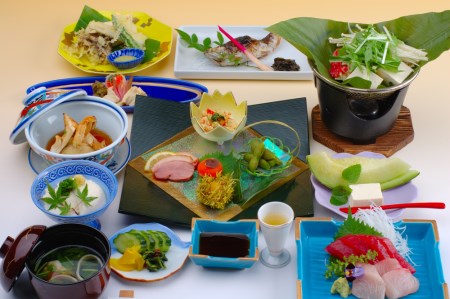 山荘なぎさ 3名様宿泊券 プラン (3) 大山豆腐料理を堪能！神奈川 伊勢原 西湘 [0678]