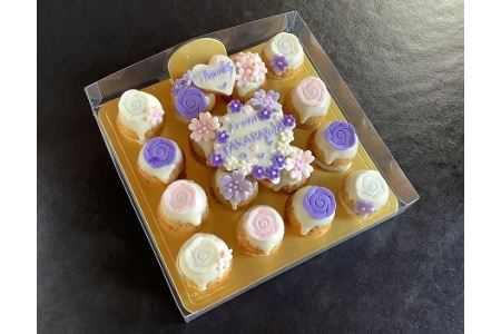 すみれ色の街からPetitGateau（プチガトー）