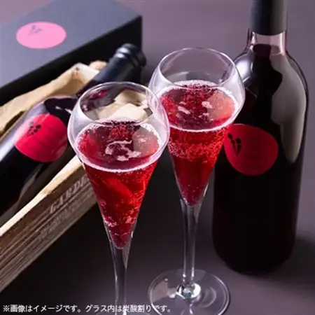 青森県産　カシス果汁720ml×1　　　　　　　　(果汁50%)_飲料・ドリンク 果汁飲料  _【1379092】