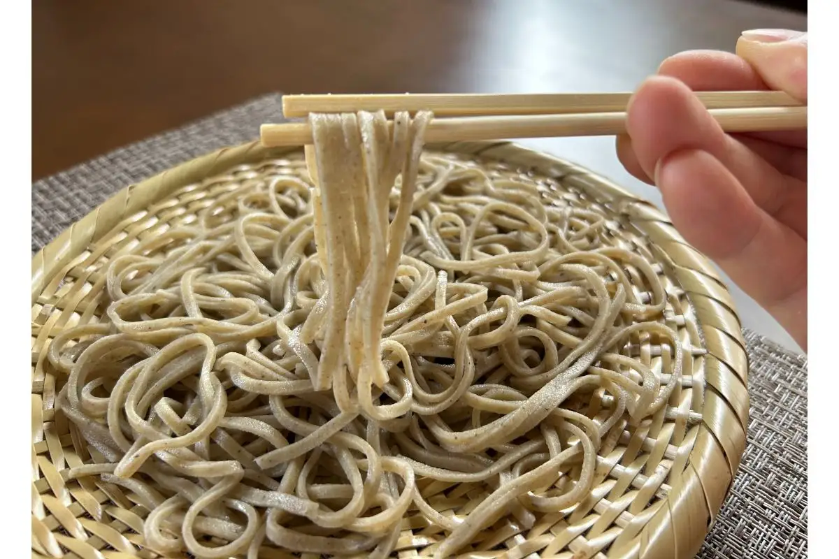 妙高こそば 生そばつゆセット4人前 特製つゆ付き 生めん 太打ち 打ち立て