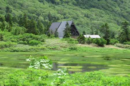 高谷池ヒュッテ宿泊券（１泊2食）山小屋 百名山 火打山 妙高山 お花見 紅葉 残雪 湿原 高谷池 自然 ハイキング トレッキング 登山 新潟県 妙高市