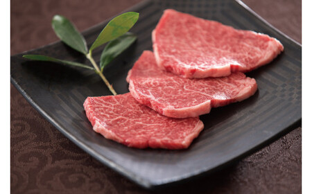肉 常陸牛A5 焼肉用 霜降りもも厚切り肉 510g ＜木箱入り・特製タレ付き＞肉のイイジマ（DU-35）