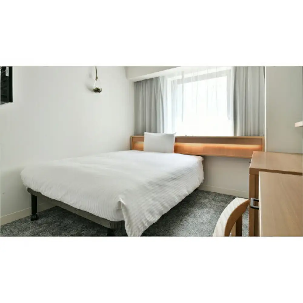 レフ大宮byベッセルホテルズ　スタンダードダブル　ペア宿泊券（朝食付）　【11100-0309】