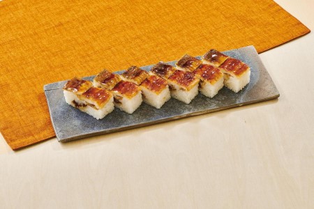 穴子鮨 6貫 3本セット 全18貫 冷凍 京樽 簡単調理 寿司 穴子 あなご 鮨 すし 冷凍品 レンジ 上方　押し寿司 タレ たれ