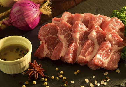 【国産】力豚 豚肉 肩ロース 焼肉用1kg 小分け ブランド豚 焼き肉 BBQ 真空 ポーク 冷凍