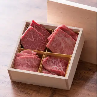 常陸牛A5 焼肉小箱 匠の手切り プレミアム焼き肉 みすじ サーロイン もも フィレ ヒレ 赤身肉のイイジマ（DU-28）