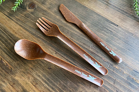 木頭杉のボタニカルミニカトラリーセット -BOTANICAL Cutlery- NW-6│杉 木頭杉 カトラリー スプーン フォーク ナイフ ボタニカル アウトドア 食器 贈答 ギフト プレゼント 徳島県 那賀町 那賀ウッド