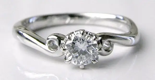 婚約指輪 ブランディーヌ【O20-002】