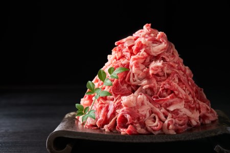 訳あり 博多和牛 切り落とし 部位おまかせ 500g ＆あまおう 800g セット / MEAT PLUS / 福岡県 筑紫野市 [21760382]