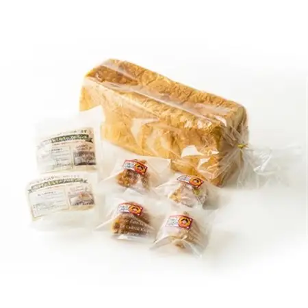 地元特産品を使ったシュークリームとタムタム特製高級食パン、 ご当地アーモンドバターの3点詰め合わせ【配送不可地域：離島】【1146911】