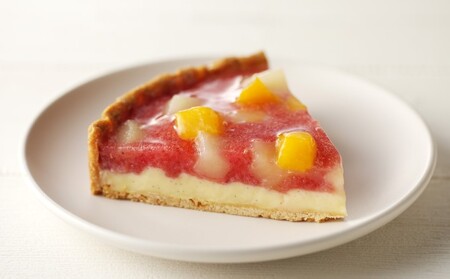 ケーキ あまおう苺のタルトケーキ 6号 約18cm 4～6人分 お菓子 焼菓子 洋菓子 いちごタルト 彩り鮮やか 記念日 お祝い 誕生日 イベント ホールケーキ フルーツタルト フルーツケーキ 
