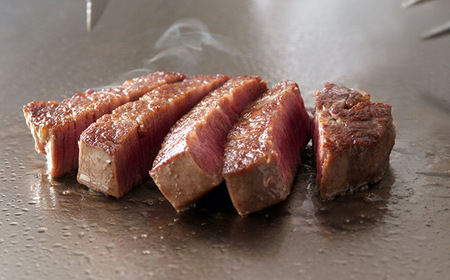 【近江牛ステーキ用(ヒレ4枚)】 肉 牛肉 ブランド牛 三大和牛 和牛 黒毛和牛 国産 バーベキュー 贈り物 ギフト プレゼント 冷凍 滋賀県 竜王
