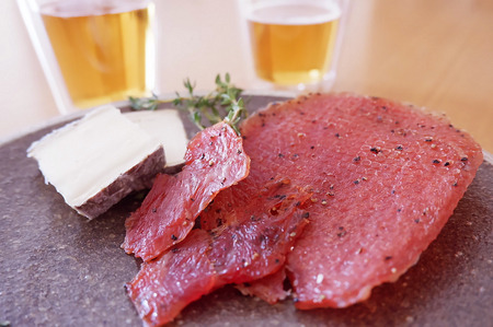 ポークジャーキー 5パック 《 ロイヤルストレートフラッシュポーク 》 ジャーキー セット 豚肉 ポーク おつまみ つまみ 晩酌 ビール 日本酒 ワイン 家飲み 宅飲み 自宅用 プレゼント 贈り物 ギフト お土産 北海道 余市町 _Y020-0601