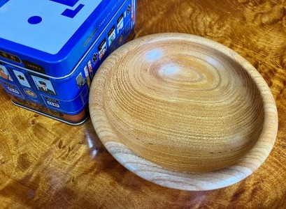 250．菓子器１６ｃｍ（若桜鉄道　列車缶セット）