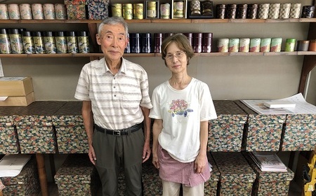 053-4　牧之原産　上級茶とフィルターインボトル