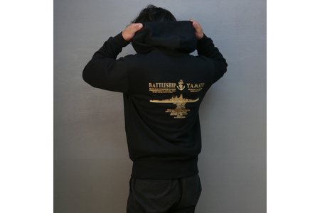 ジップアップパーカー【戦艦大和(背中横姿)】（ブラック） XL(LL)サイズ 黒 black BLACK オリジナル ジッパー チャック 戦艦 大和 海軍 大人 日本製 広島県 呉市 ku091-055-ll-r