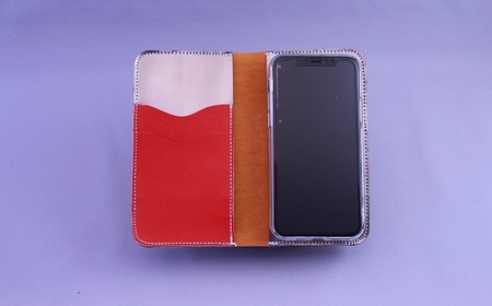 スマホケース(タン)：【iPhone11】
