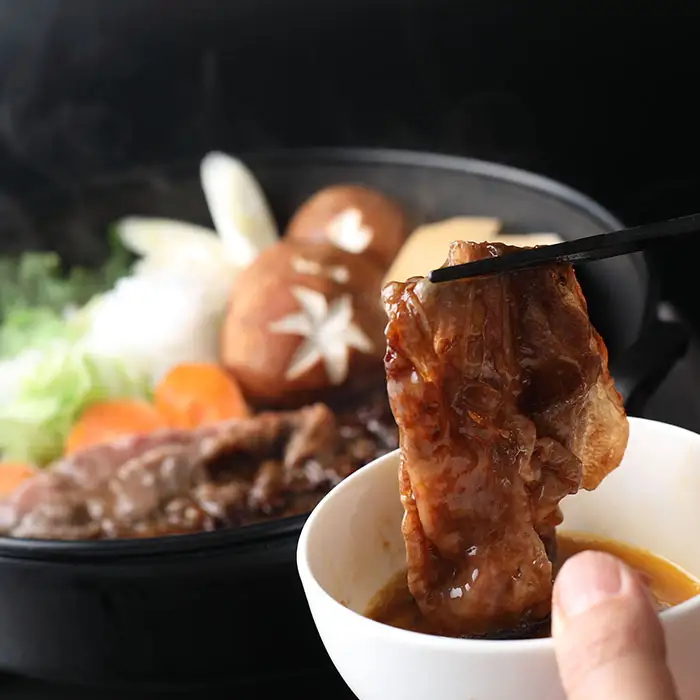 厳選 A5-A4 山形牛 メス牛 すき焼き用 約300g FZ19-352