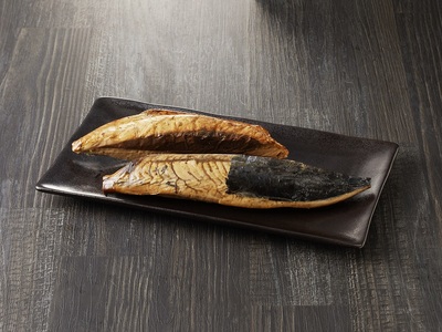 a15-705　焼津産 一本釣り かつお の なまり節 約750g