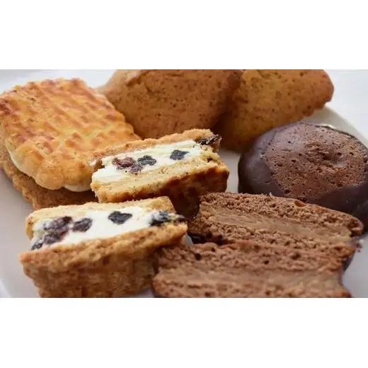 【化粧箱入り】焼き菓子バラエティ・ギフト16個入 スイスマロン アーモンドサブレ チョコレートケーキ レーズンサンド フリアン 焼き菓子 洋菓子 クッキー ケーキ サブレ セット 詰め合わせ 贈答用 ギフト 茨城県 利根町