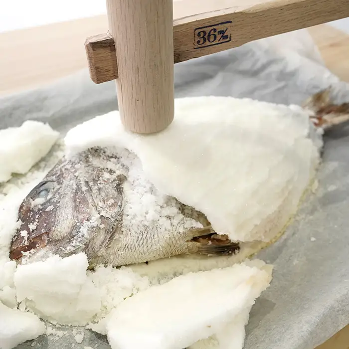 No.089 特製鯛の塩釜の、お食い初め祝膳セット（赤飯・蛤・茹で蛸付き）CAS冷凍