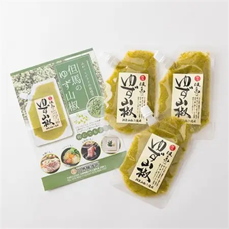 【養父市産】天滝ゆずと朝倉山椒を使用したピリッとアクセントの効いた ゆず山椒 80g × 3個セット【1422826】