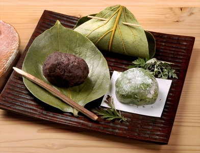 【 冷凍 】 おはぎ8個 草餅9個 和菓子 個包装 柿の葉ぼた餅 北海道産小豆 国産 柿千