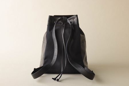 KOHAZE（オールレザーデイパック） リュックサック バックパック 鹿革 革のカシミヤ 野生鹿革 コーデュラナイロン1000D アップサイクルレザー ブラック メンズ レディース ジェンダーレス ショルダーストラップ付 軽量 受注生産 北杜市 [h003]