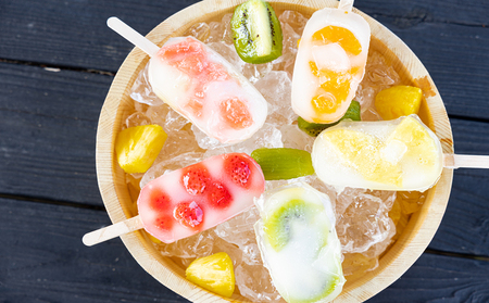 高原のくずバー　旬の味　おまかせ４本セット お菓子 アイス スイーツ くずアイス ひんやりスイーツ 涼 夏 おやつ 食後 デザート シャリシャリ食感 地産地消 手作り 