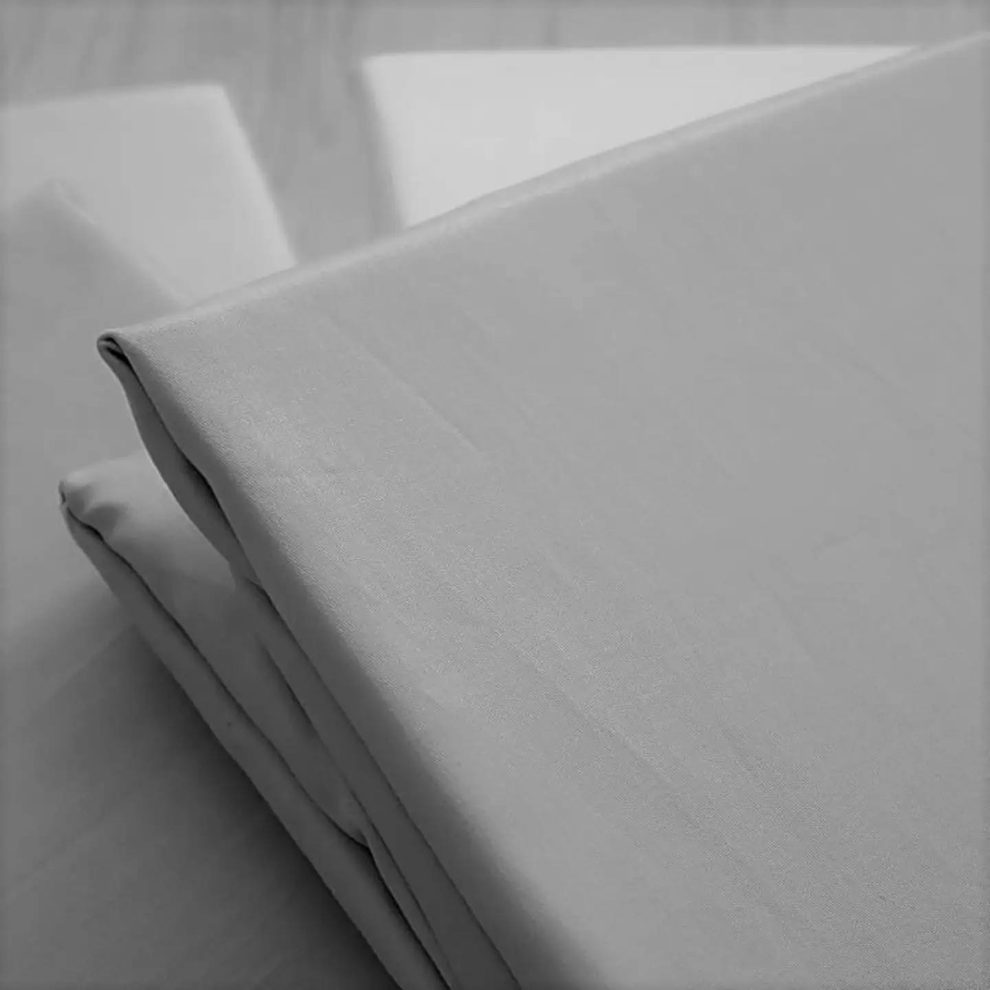 綿サテン　フィットシーツ　シングルサイズ　【グレー】